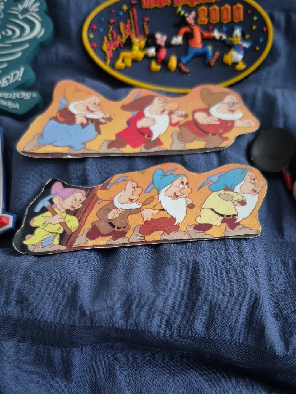 Assorted Disney Magnets - Picture 9 of 10